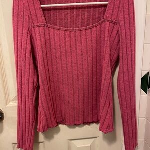 Chic Pink Ribbed Knit Top